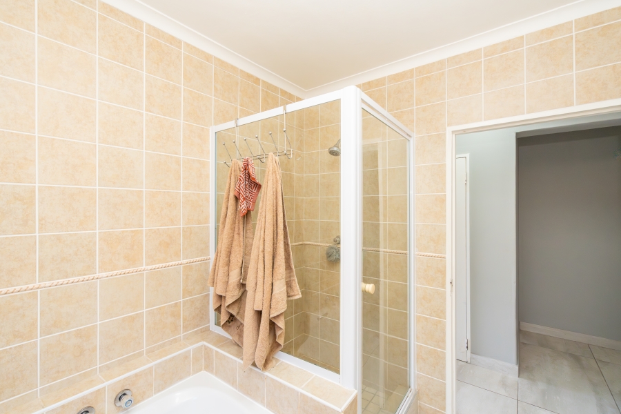 4 Bedroom Property for Sale in Myburgh Park Western Cape